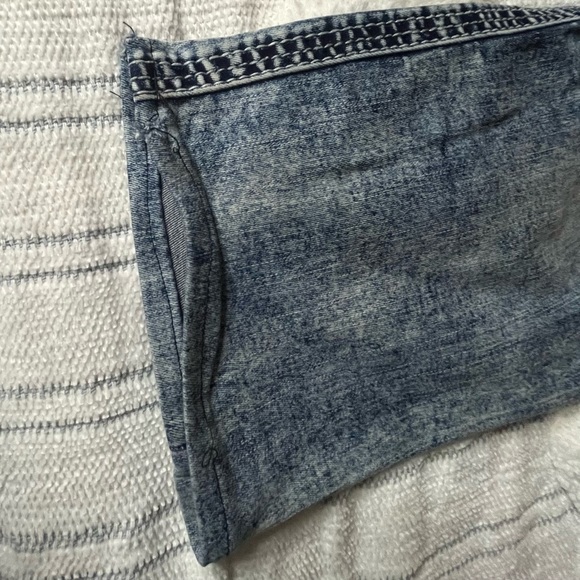 American Fighter Light Blue Denim Jeans - Picture 9 of 12